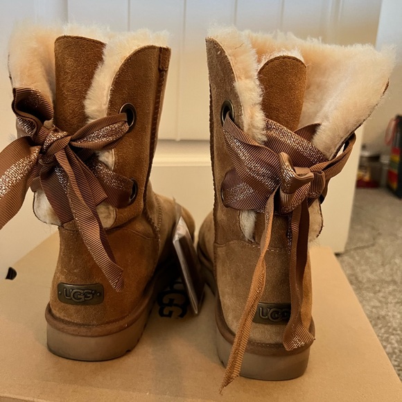 UGG Customizable Bailey Bow Short Brown Boots - Picture 7 of 8